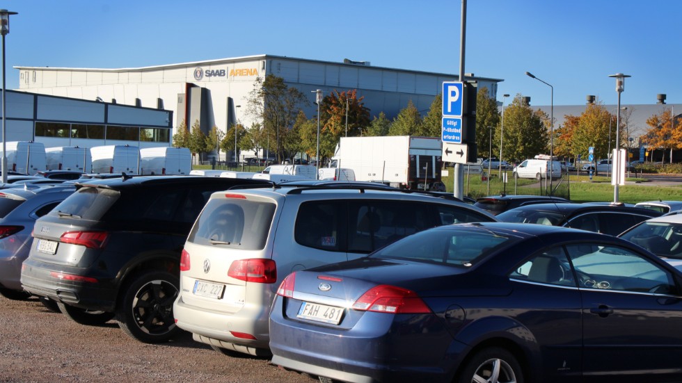 Fastighetsbolaget Klövern har planer på att bygga en stor idrottshall på andra sidan gatan från Stångebrohallen och Saab Arena.