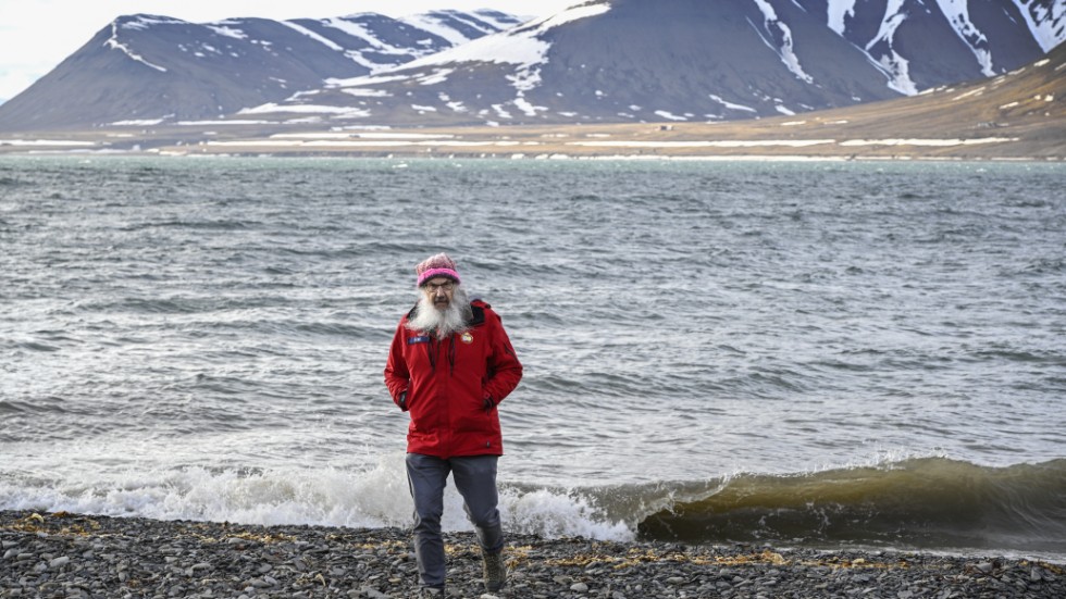 "Det blir allt mer oförsonligt", säger Kim Holmén från Norsk Polarinstitutt om klimatförändringarna på Svalbard.