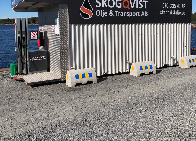 Det här är en av de fyra tankningsstationer som företaget äger i dag. 