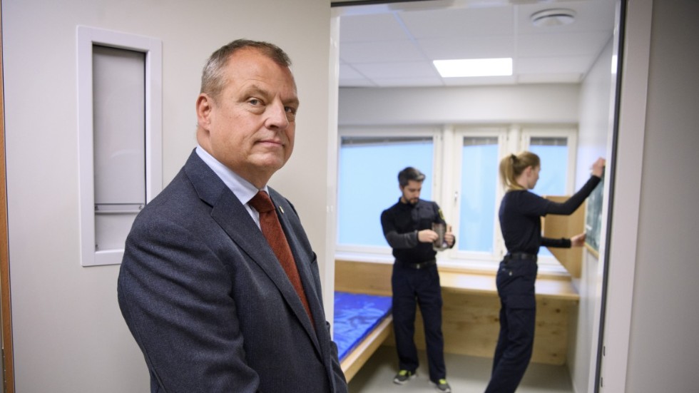 Kriminalvårdens generaldirektör Martin Holmgren anser att dubbelbeläggning är nödvändigt för att hantera platsbristen på landets fängelser. Arkivbild.