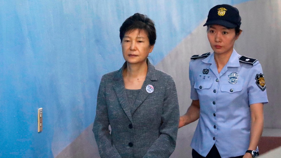 Sydkoreas tidigare president Park Geun-Hyes påföljd för korruptionsbrott har fastställts. Hon kommer att sitta fängslad i totalt 22 år framöver. Arkivbild från 2017.