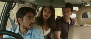 Filmrecension: Skarp satir om livet i Indien
