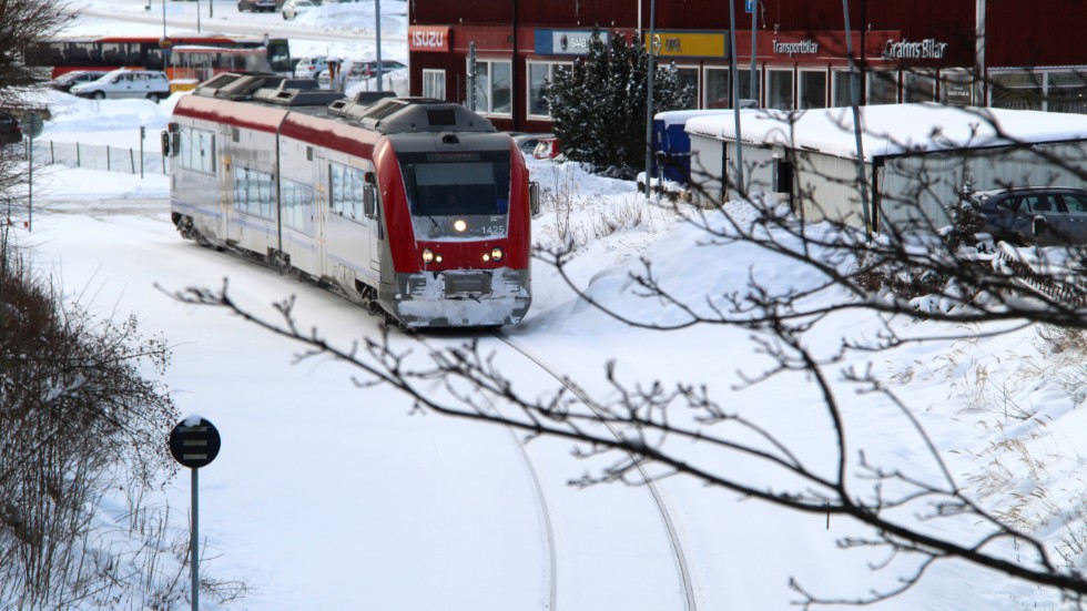 Stångådalsbanan, järnvägssträckan mellan Linköping och Kalmar, föreslås tas bort som riksintresse. "Det är vår slutsats", säger Trafikverkets Rami Yones.
