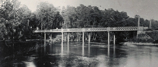 Här är gamla järnvägsbron i Finspång