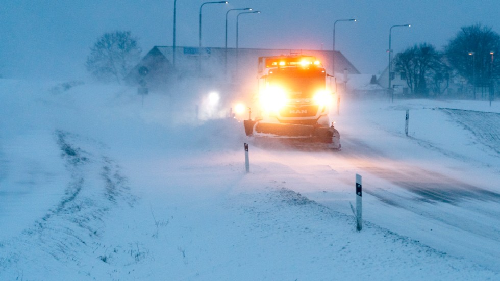 Snöfall och halka vållar trafikproblem i södra och västra Sverige. Arkivbild.