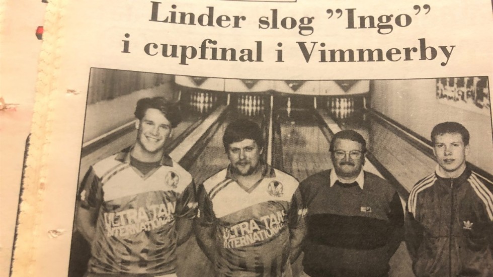 1990. Roger Linder, till vänster, vann Julcupen i bowling. 