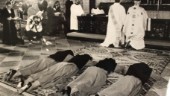 Nya nunnor fick syna golvet i kyrkan