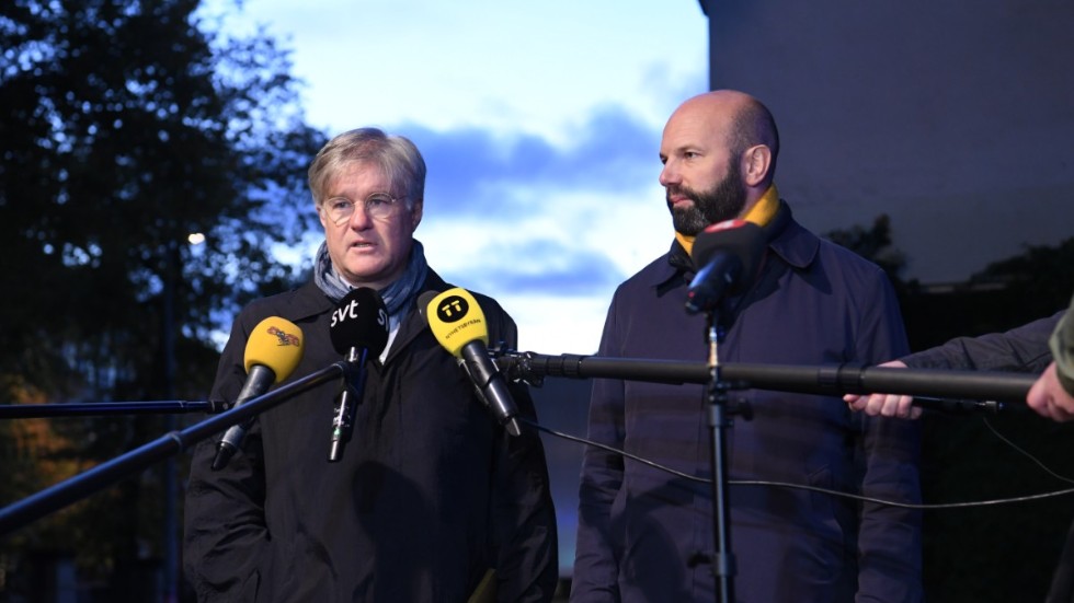 PTK:s förhandlingschef Martin Wästfelt och Svenskt Näringslivs Mattias Dahl är överens om den överenskommelse LO tackar nej till.