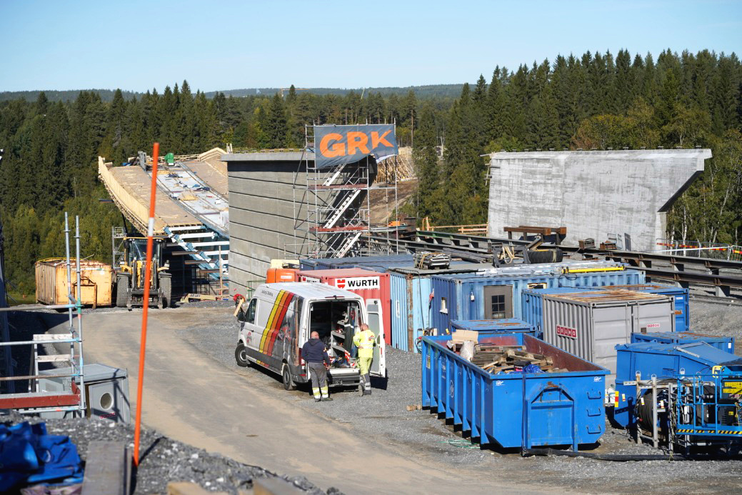 Ras vid brobygge i Umeå efter kraftiga smällar – Norran
