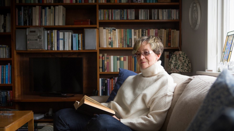 Ellen Mattson (född 1962) är en svensk romanförfattare. Sedan 2019 är hon ledamot av Svenska Akademien. Senast gav hon 2017 ut romanen "Tornet och fåglarna".