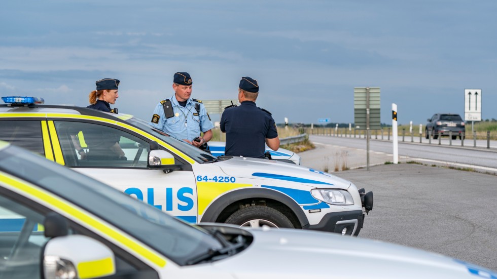 Polisen har ökad närvaron utmed E65 mellan Ystad och Malmö på grund av stenkastningarna. Arkivbild.