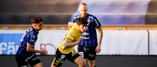 Ahmed Qasem förlänger kontraktet med Elsborg