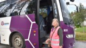 Sista bussen har gått från byn – men Waine fortsätter sin kamp 