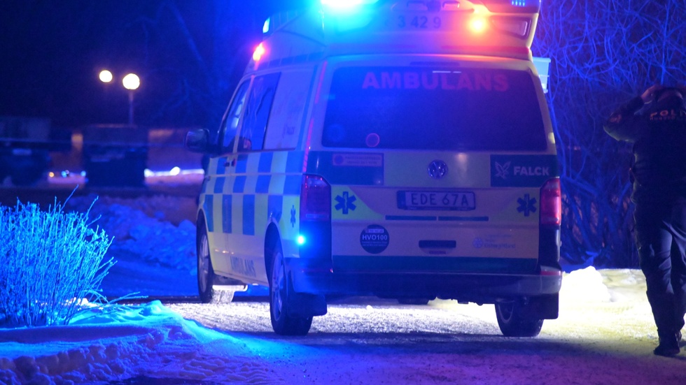 Polisinsats i Linköping och Mjärdevi efter ett misstänkt mordförsök på lördagen. 