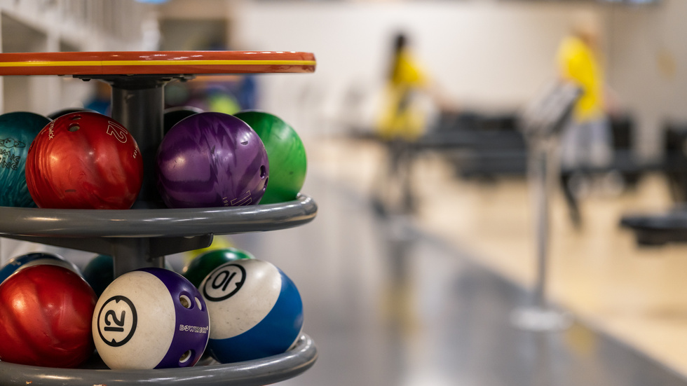 Bowling kan vara ett kul och bra sätt att leva upp till sina hälsolöften för det nya året; det argumenterar debattören för i denna artikel. 