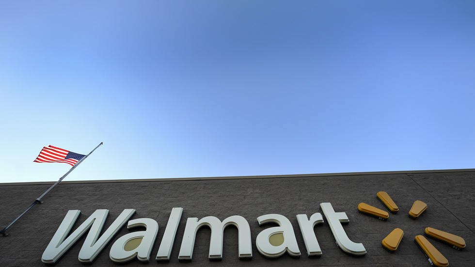 Walmart varnar för tecken på vikande konsumtion. Arkivbild