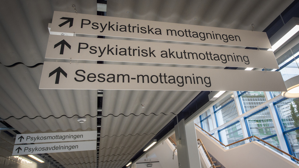 I veckan fattade regionstyrelsen ett beslut att utreda en centralisering av den psykiatrisk slutenvården i Region Sörmland. En eventuell centralisering är en del av försöken att minska kostnaderna i regionen. 