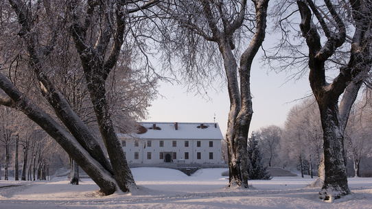 Boka ett hotellpaket på vackra Sundbyholms slott
