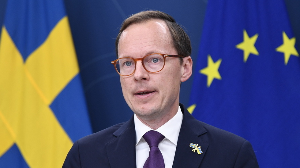 Utbildningsminister Mats Persson (L) har motiverat beslutet med att ”det handlar om prioriteringar” och har förklarat att man inte kan prioritera ”subventionerade matlagningskurser på kvällstid”, skriver debattörerna.