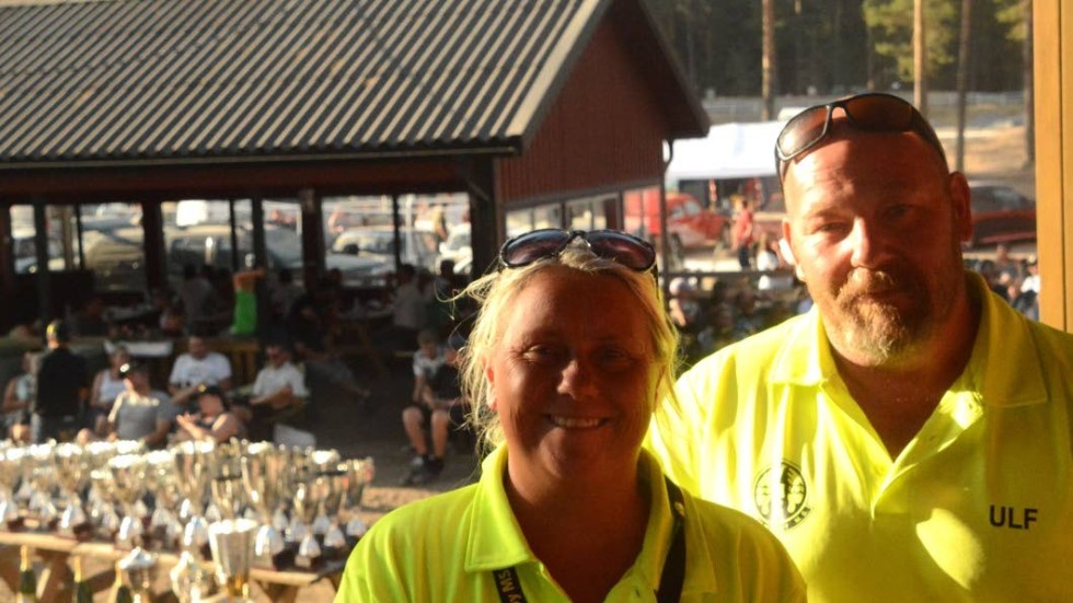 De båda tävlingsledarna Ulf Karlsson och Beatrice Ågren Karlsson är nöjda med årets Semesterrace.
