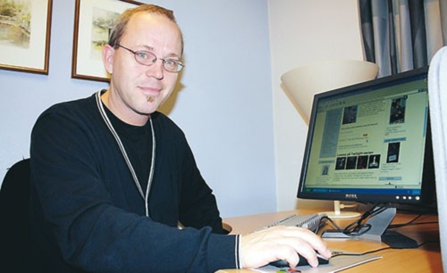 Thomas C Ericsson använder gärna bibliotekets e-tjänster.