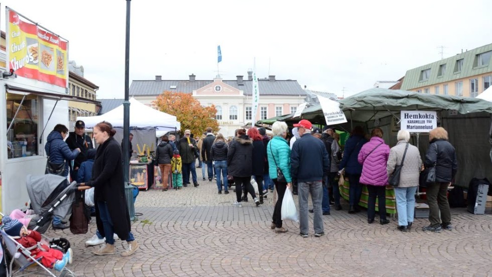 På lördag är det vårmarknad på torget i Vimmerby.
