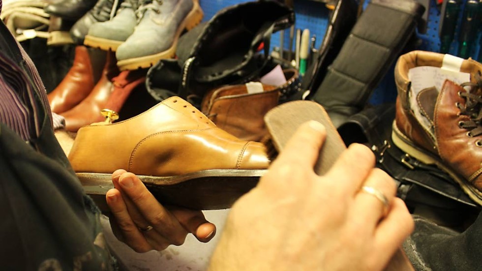 Ender Dag driver skomakeriet Shoe:Remake i Linköping
