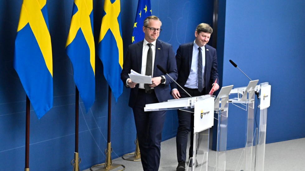 Mikael Damberg (S) och Martin Ådahl (C) behöver inte längre kohandla för att lägga fram förslag. I oppositionen står varje parti för sitt.