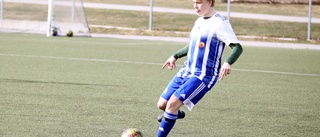 IFK Västervik vann - efter Oscar Hälleblad Calmungers hattrick
