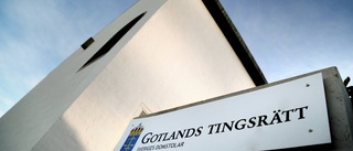 Åtalas efter galna biljakten över Gotland