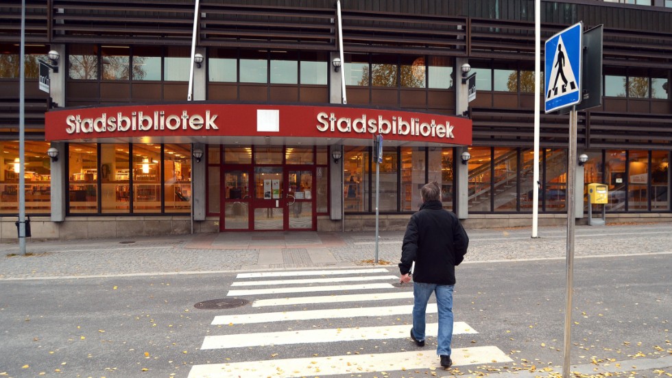 Signaturen Besviken bokmal saknar det gamla stadsbiblioteket i Skellefteå