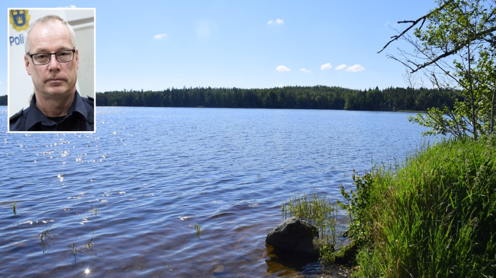 En bil har hittats övergiven på Hästö i sjön Yxern. Polisen söker nu efter föraren. 