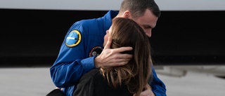 KRAMEN: Här får Marcus Wandt omfamna hustrun – efter rymdresan