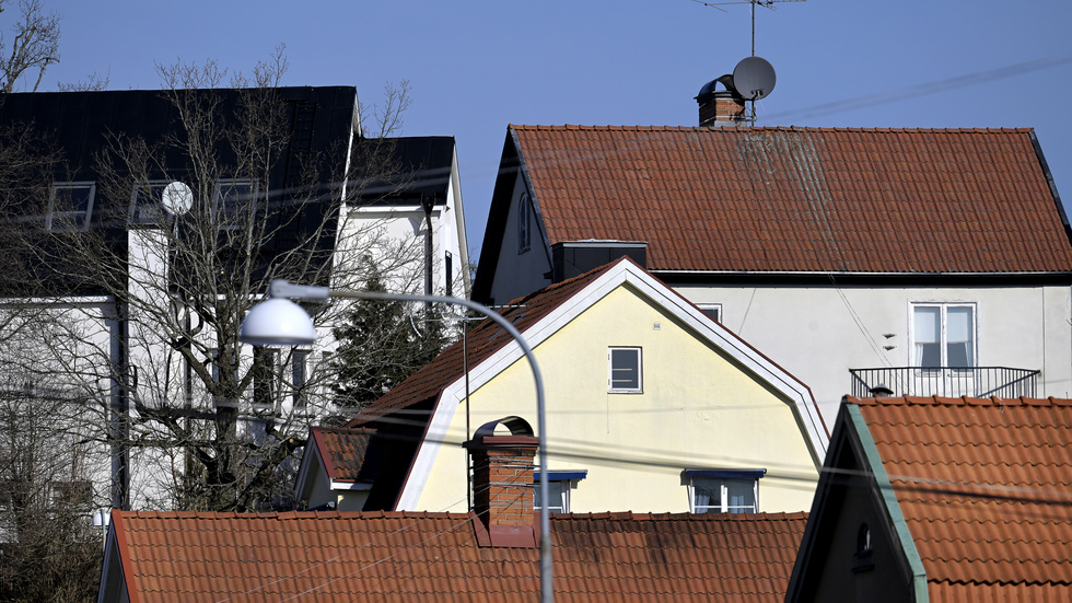 En majoritet av hushållen tror på högre bostadspriser, enligt SEB:s boprisindikator.