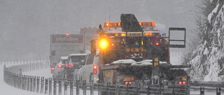 Flera olyckor i snöovädret – vi rapporterade direkt