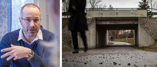 Rån och stölder vid Linköpingsskolan • Rånare tros ha fått information om elever med dyra jackor • Elever har stängts av