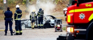 En till sjukhus efter explosionsartad bilbrand i Sundbyholm