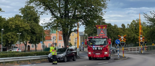 Två bilar i krock på Södra Järnvägsgatan i Västervik