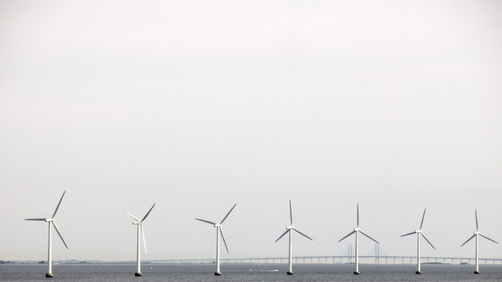 Den havsbaserade vindkraften har stor potential att möta det ökande elbehovet, skriver bland andra Daniel Badman, vd Svensk Vindenergi.