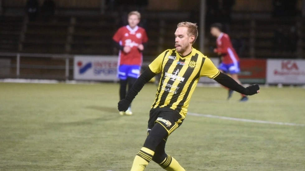 Ola Lindblom gjorde två mål för Gullringen.