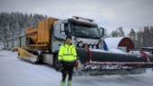 Tony har röjt snö i nästan 20 år: "Då hade folk respekt för att vi behövde vara ute på vägarna – det har man inte längre"