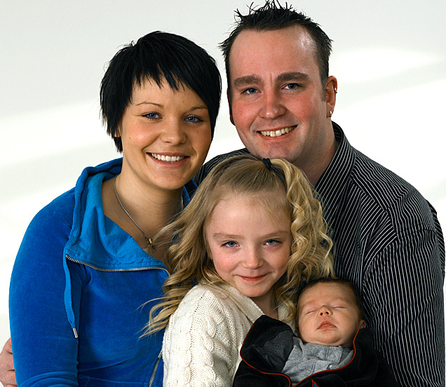 Linda Karlsson och Fredrik Olsson, Motala, fick 30/11 dotter Denise Karlsson. Vikt 2 745 g, längd 48 cm. Storasyster är sju år och heter Michelle.