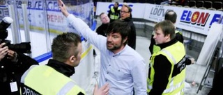 Fahlman-hot kom från supporter-forum