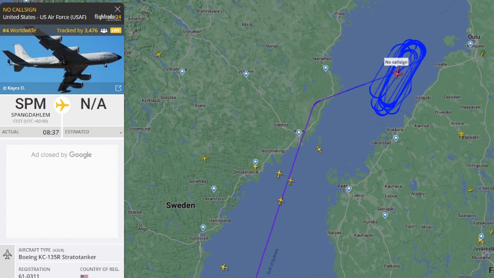 The plane turned right at Robertsfors and then circled over the Gulf of Bothnia for several hours.