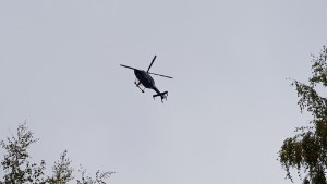 Polisen söker försvunnen kvinna i 65-årsåldern – helikopter cirkulerar runt centrala Piteå