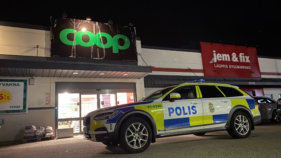 Coop i Vimmerby rånades på fredagskvällen av två maskerade män. Larmet kom in 19.37.