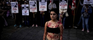 Demonstration i solidaritet för Mahsa