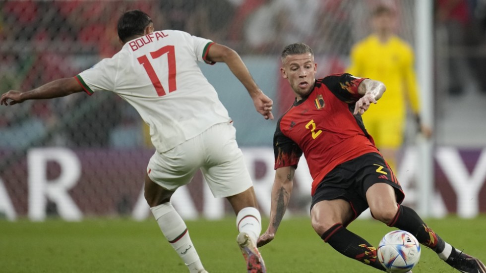 Toby Alderweireld, till höger, slutar i det belgiska landslaget.