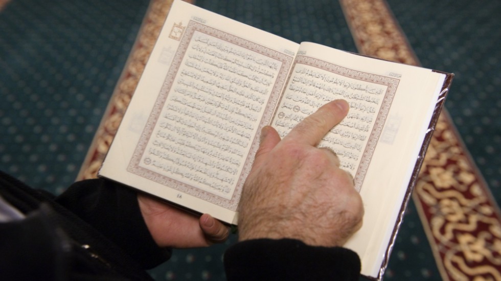 "Islam är en av de tre abrahamitiska religionerna, de andra två är judendom och kristendom. Religionen har kommit till ur kristendomen på samma sätt som kristendomen växte fram ur judendomen."