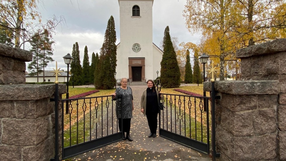 En öppen och levande kyrka är målet. Ulla Lisedahl, ordförande i kyrkorådet, välkomnar Arja Bergström som ny kyrkoherde.